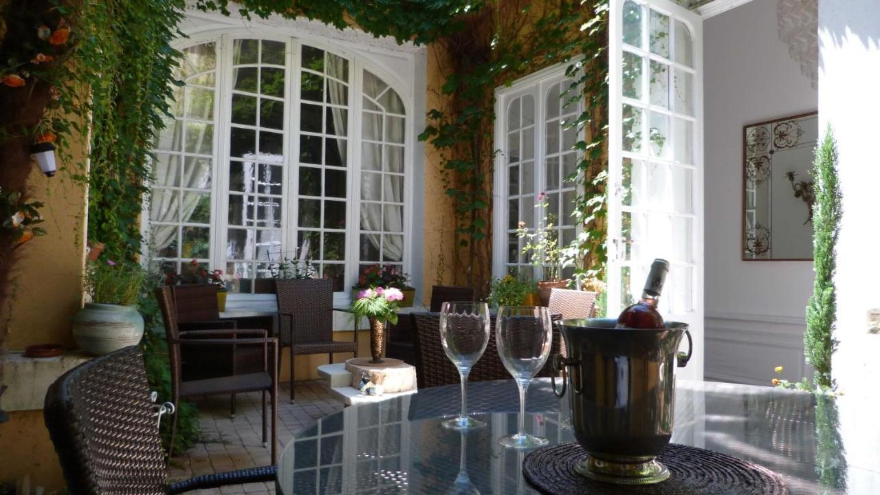 Cote Cite Bed & Breakfast Carcassonne Exterior photo